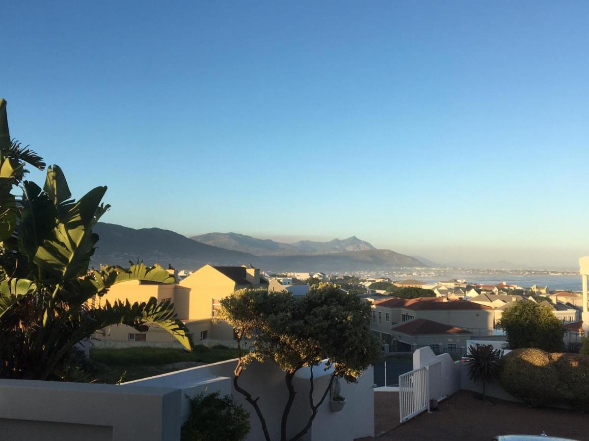 Vermont Hermanus - Views, Sunny, Right On The Sea المظهر الخارجي الصورة
