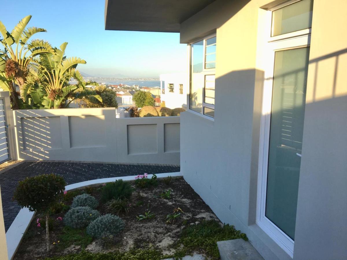 Vermont Hermanus - Views, Sunny, Right On The Sea المظهر الخارجي الصورة