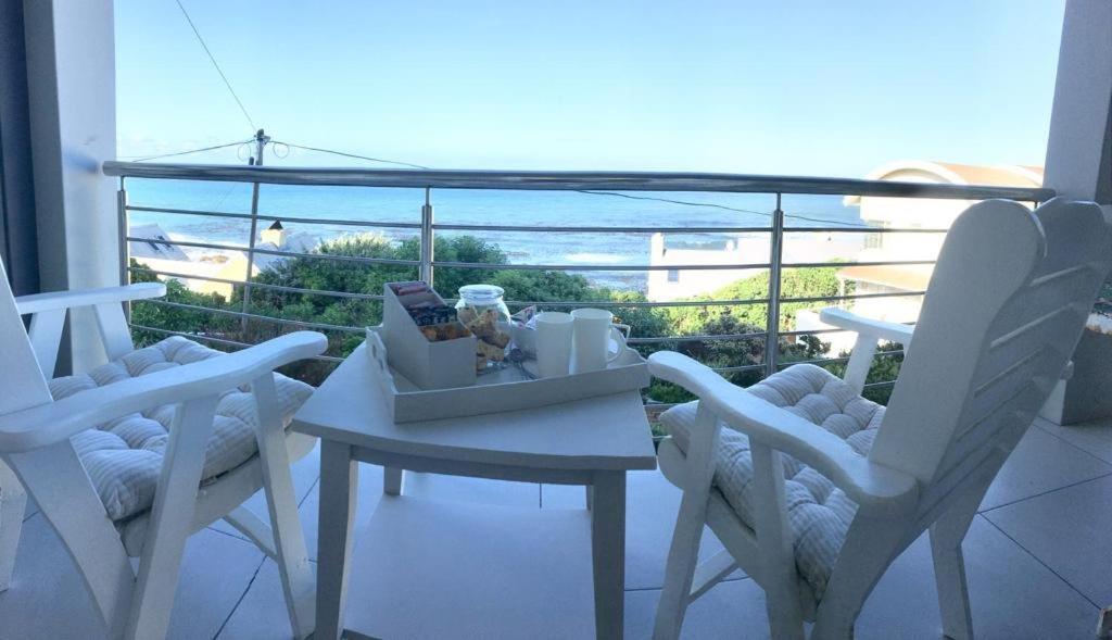 Vermont Hermanus - Views, Sunny, Right On The Sea المظهر الخارجي الصورة